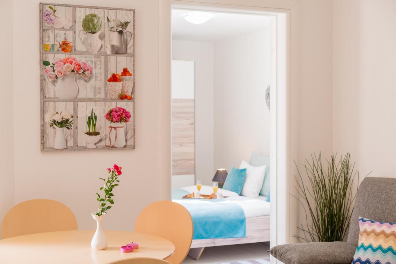 Apartments Villa Excelsio Сплит Экстерьер фото