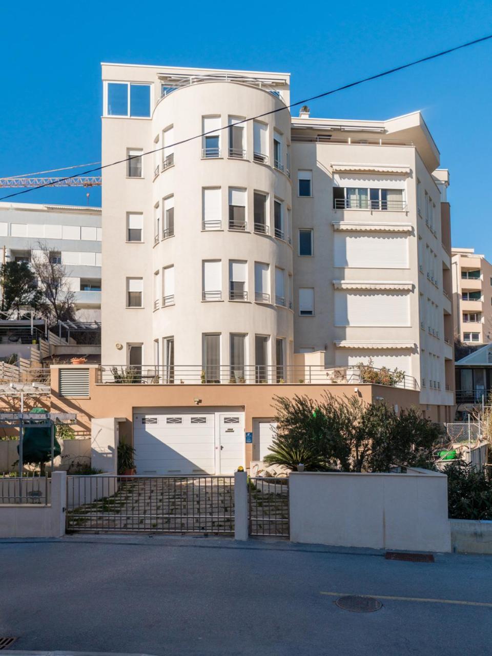 Apartments Villa Excelsio Сплит Экстерьер фото